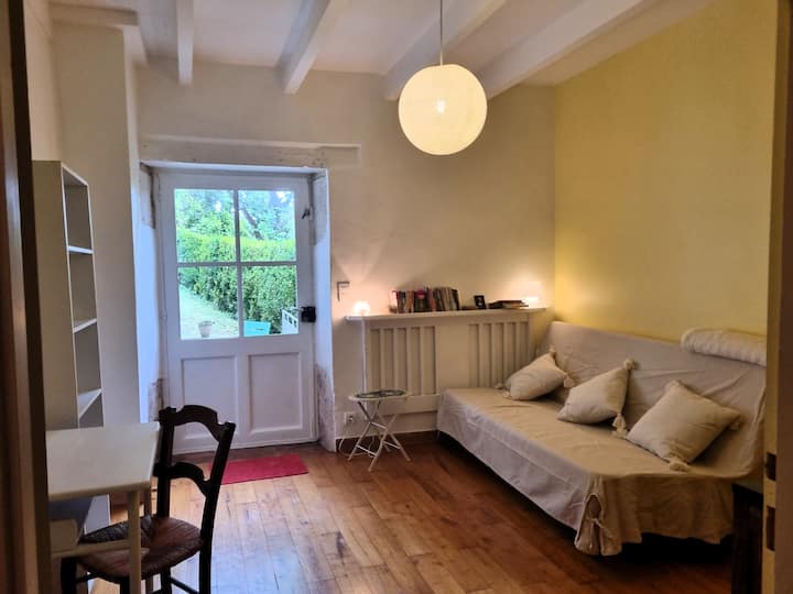 חדר שינה 3 עם ספה נפתחת ברוחב 130 ס"מ