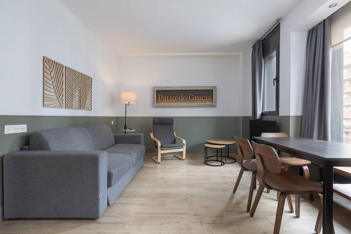 Deluxe Apt with Breakfast in Gracia by EnjoyBCN gallery image 2