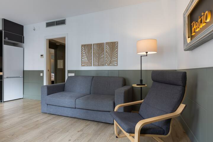 Deluxe Apt with Breakfast in Gracia by EnjoyBCN gallery image 3