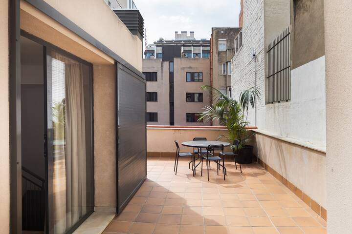 Duplex Apartment in Gracia by EnjoyBCN gallery image 5