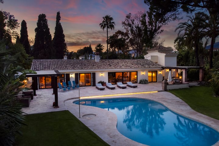 Traumhaftes Andalusisches Cortijo In Strandnähe - Marbella