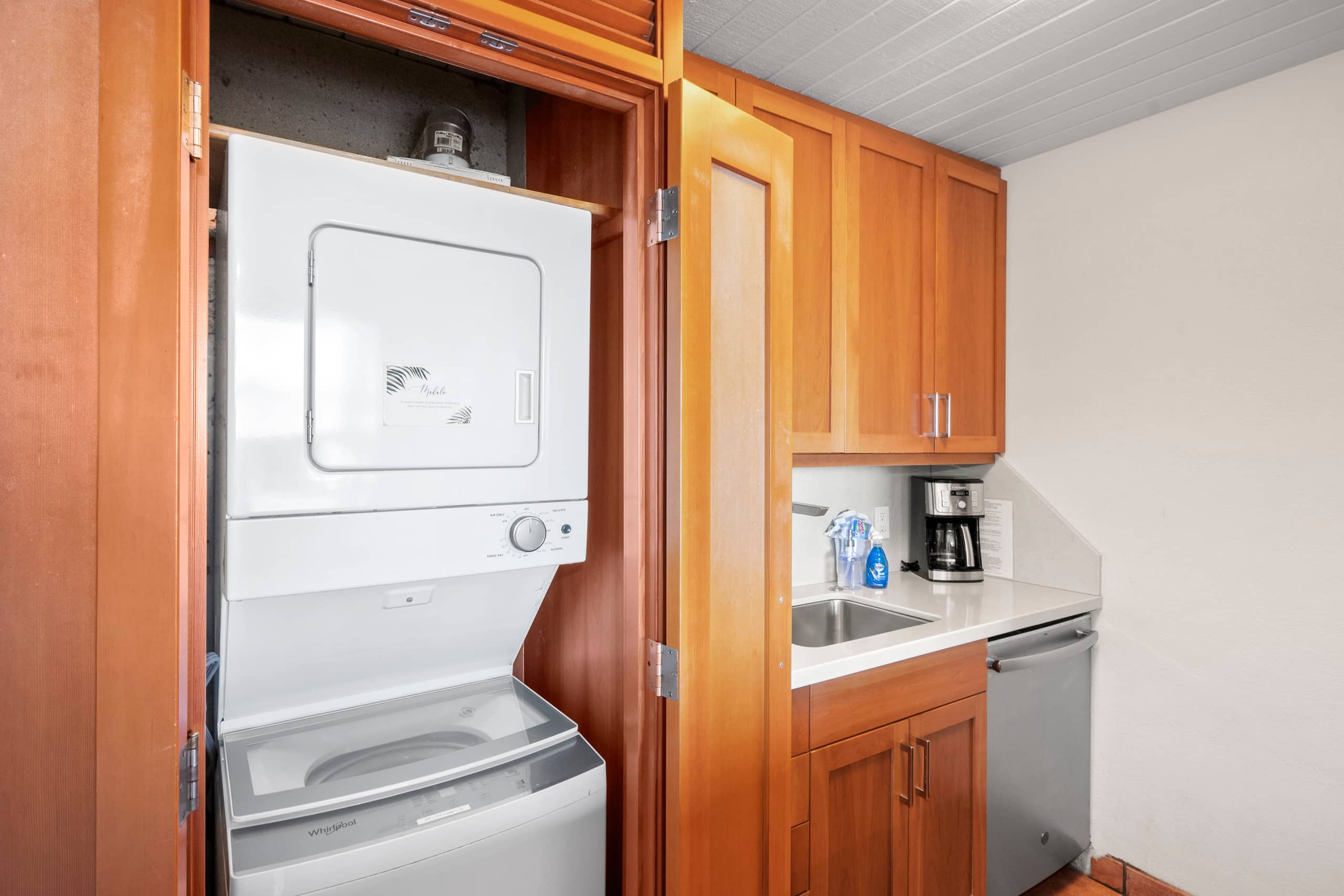 Condo in Kihei · ★4.82 · 2 bedrooms · 4 beds · 2 private baths - Image 10