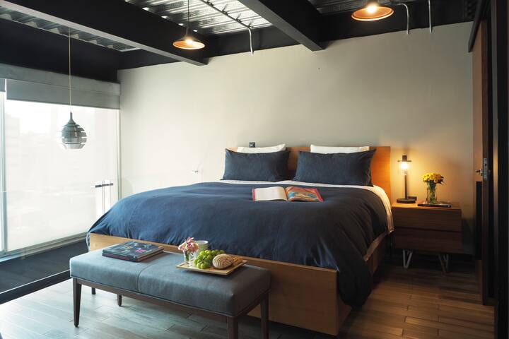 Luxury Duplex with Private Balcony | Polanco gallery image 2