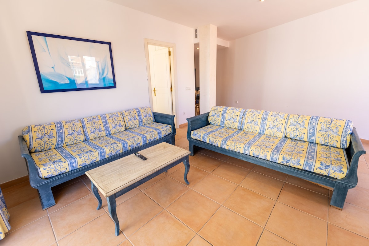 Eu Moll 2B: Beach, pool, A/C & WiFi 2