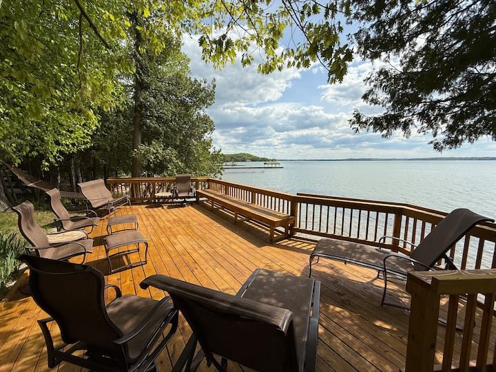 Private Sandy Beach Torch Lake Cottage/Guest House