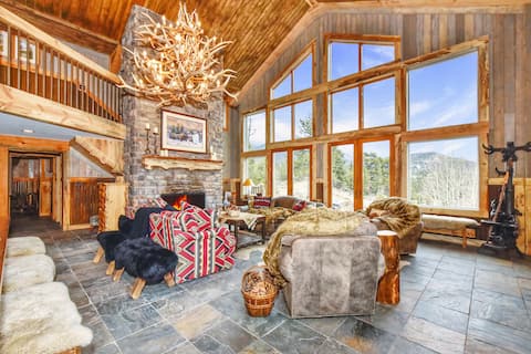 Epic Rocky Mountain Lodge on 37 Acres [Sleeps 24+]