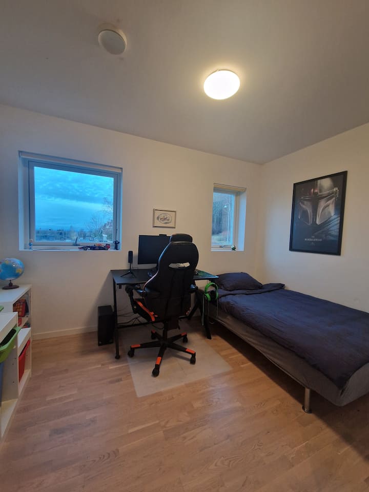 საძინებელი 4