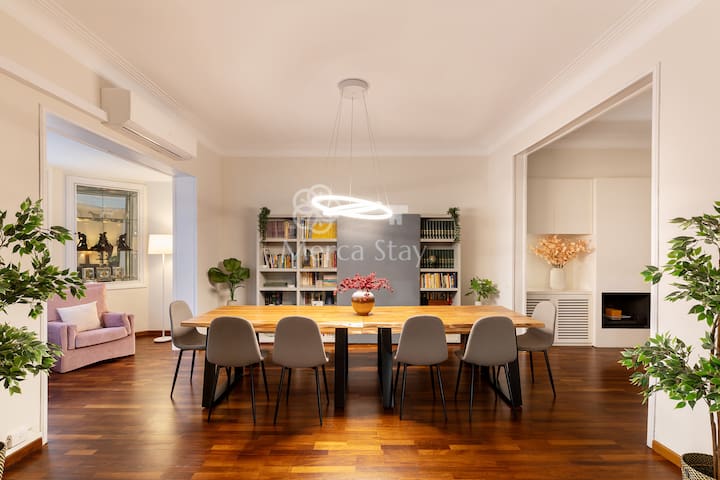 Large & beautiful apartment 4min Passeig de Gràcia