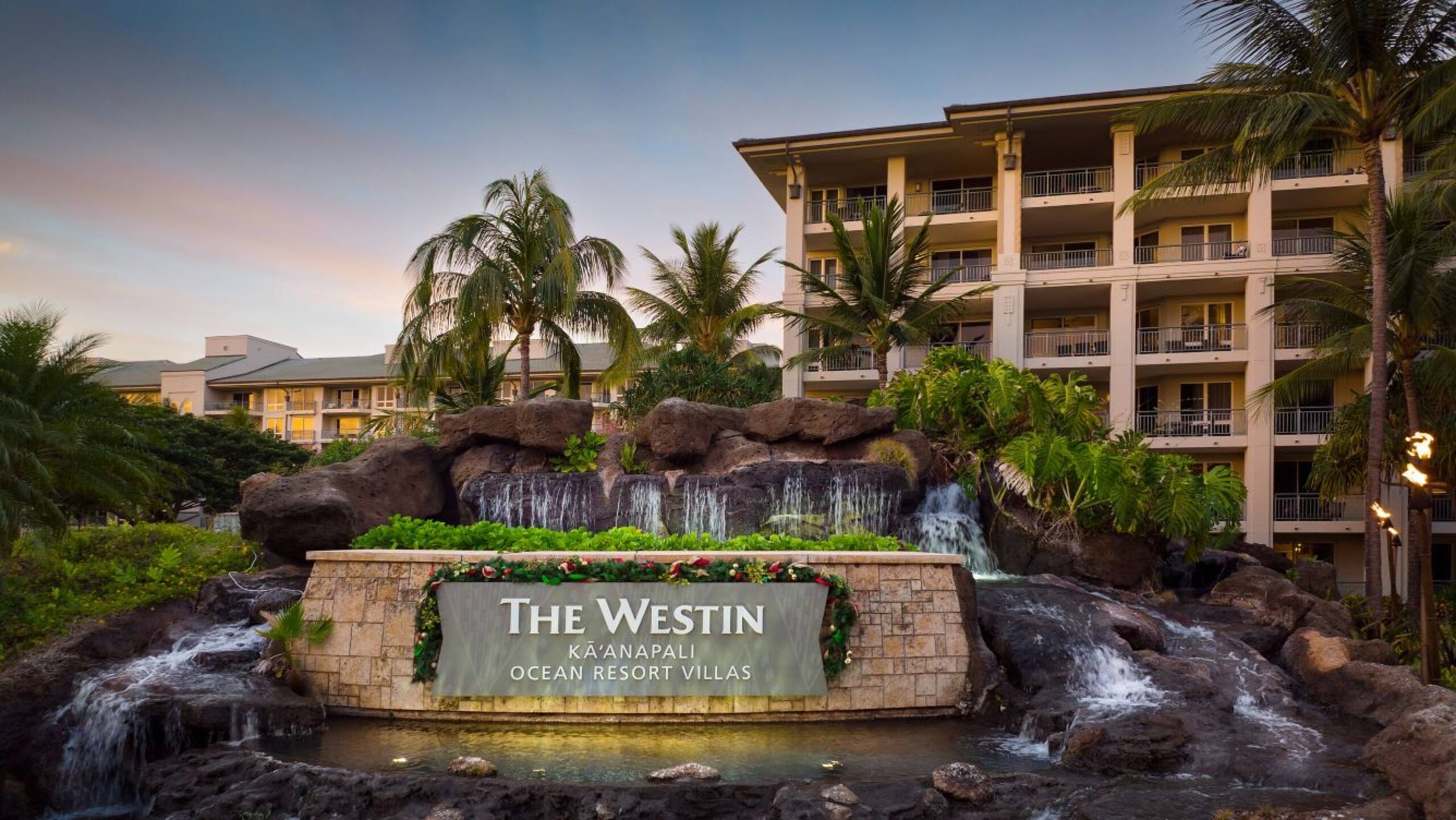 Condo in Lahaina · ★5.0 · 1 bedroom · 2 beds · 1 bath - Image 4