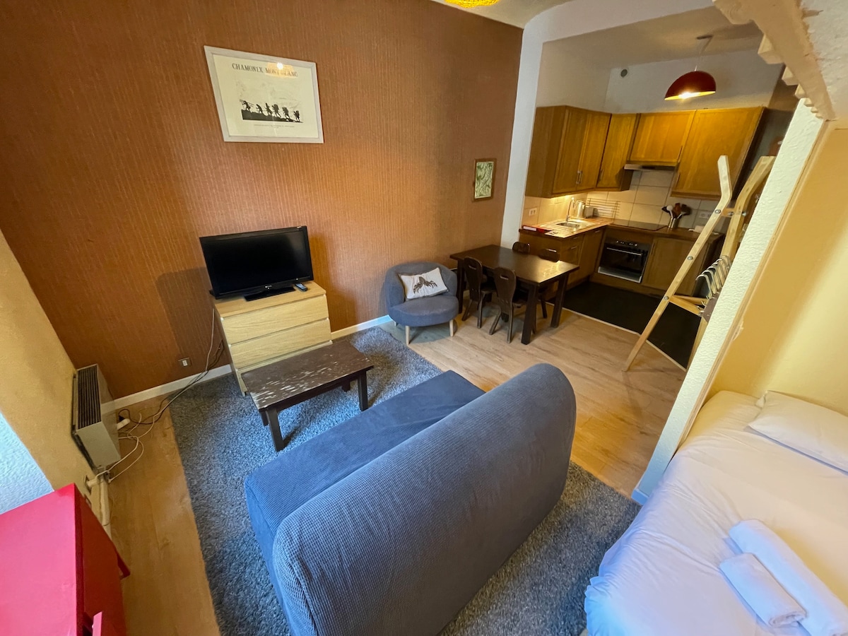 พื้นที่อยู่อาศัย