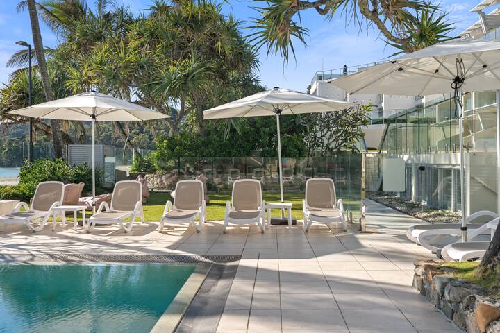 Fairshore Noosa – Deluxe Family Beachfront Stay gallery image 2