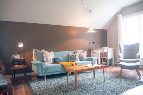 Successful Airbnb property: The apartment of La maison du village in L'anse Saint Jean
