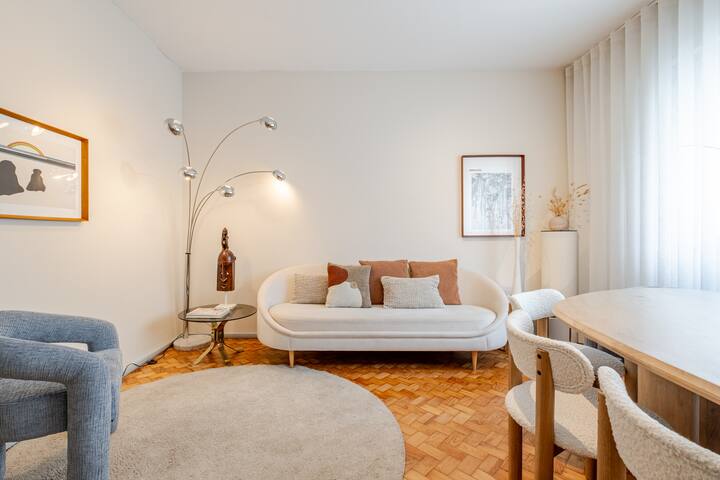 UNIQUE DUPLEX PENTHOUSE & FREE PARKING gallery image 3