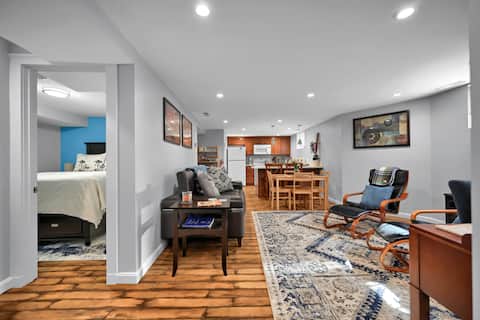 Successful Airbnb property: Charming Colonial Two BR Basement Apt with Parking in Medford