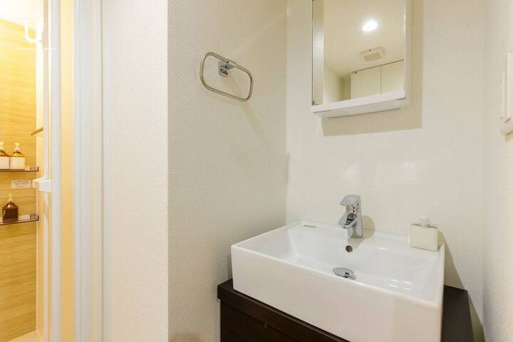 Unito Hotel Residence managed Airbnb listing 2