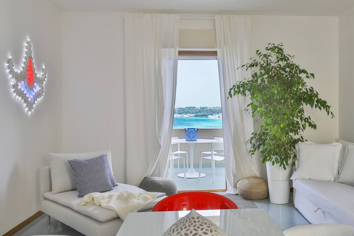 Apulia SuiteRooftop Terrace & Direct Beach Access gallery image 2