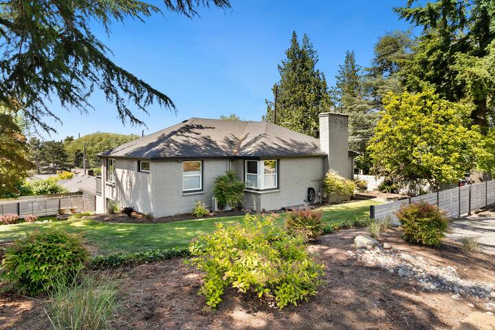 Maple Leaf Launchpad gallery image 3