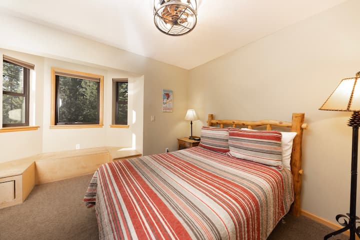 საძინებელი 4