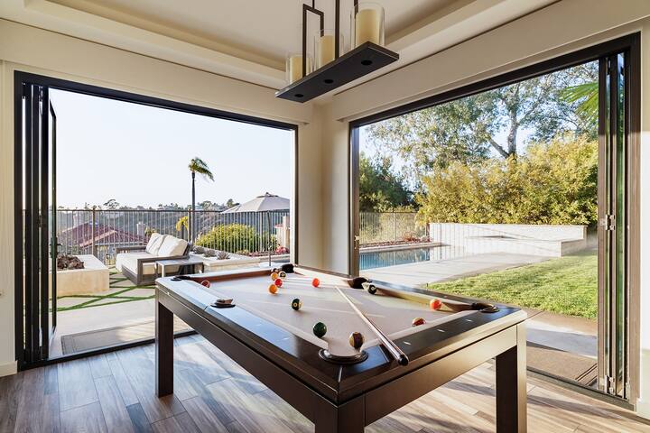 Luxury Del Mar Dream Home w/Panoramic Ocean Views gallery image 3