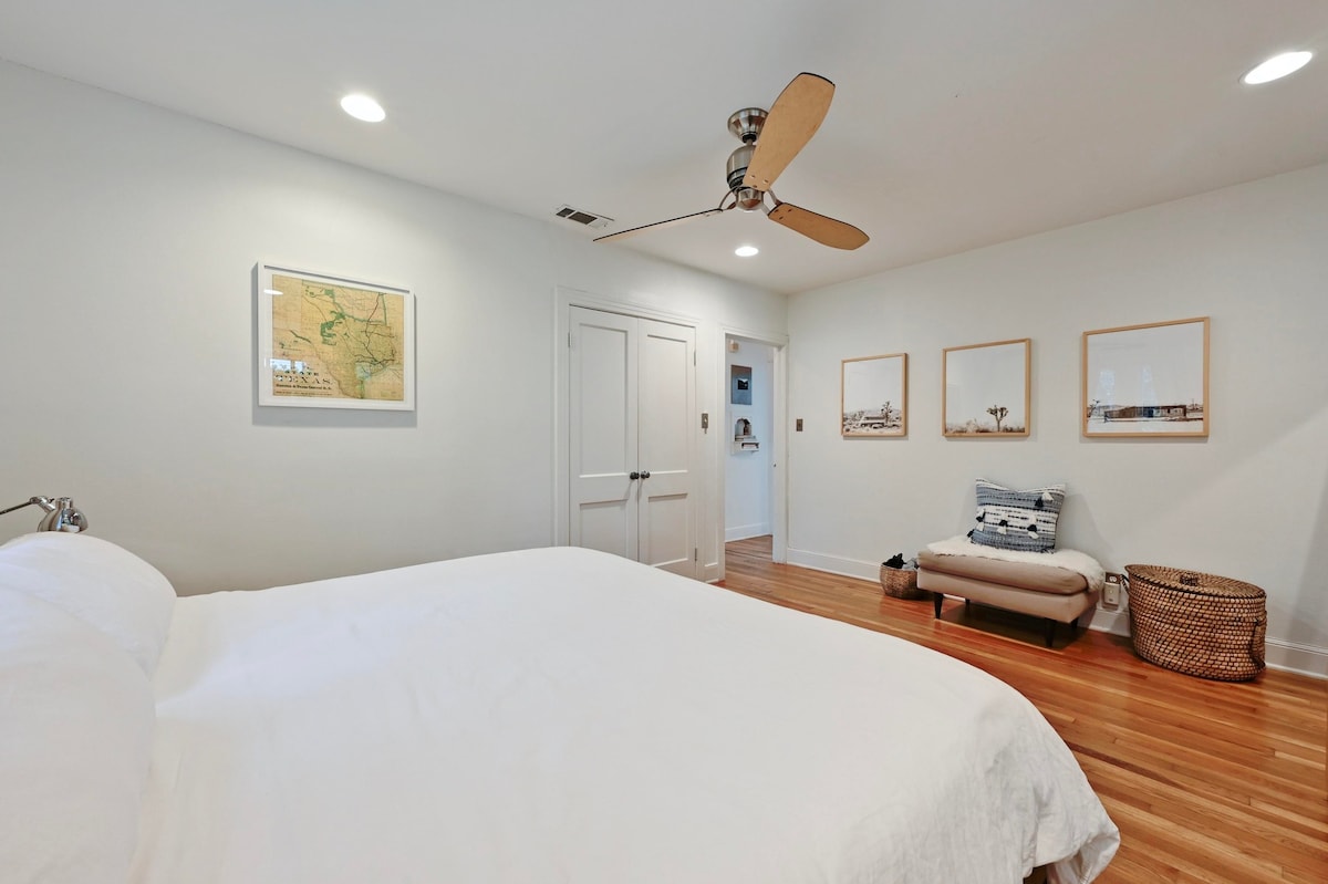Charming Zilker Bungalow • Walk to Barton Springs