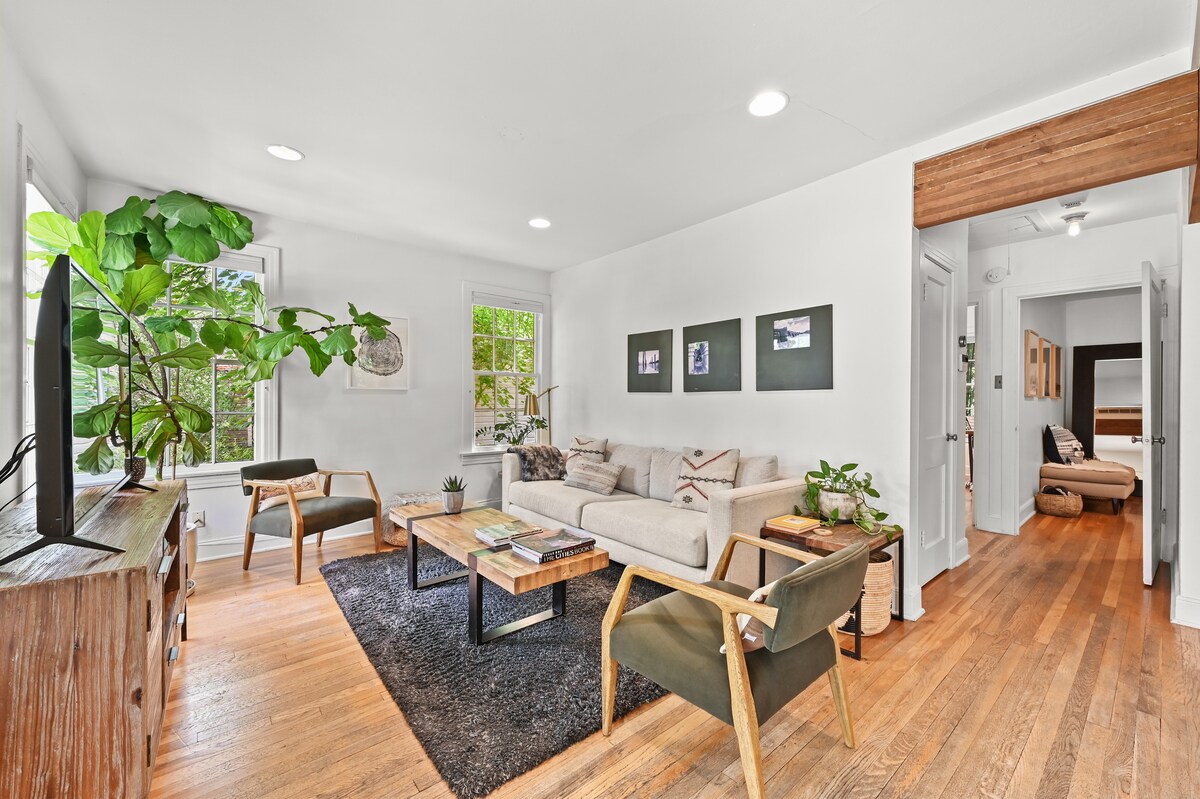 Charming Zilker Bungalow • Walk to Barton Springs