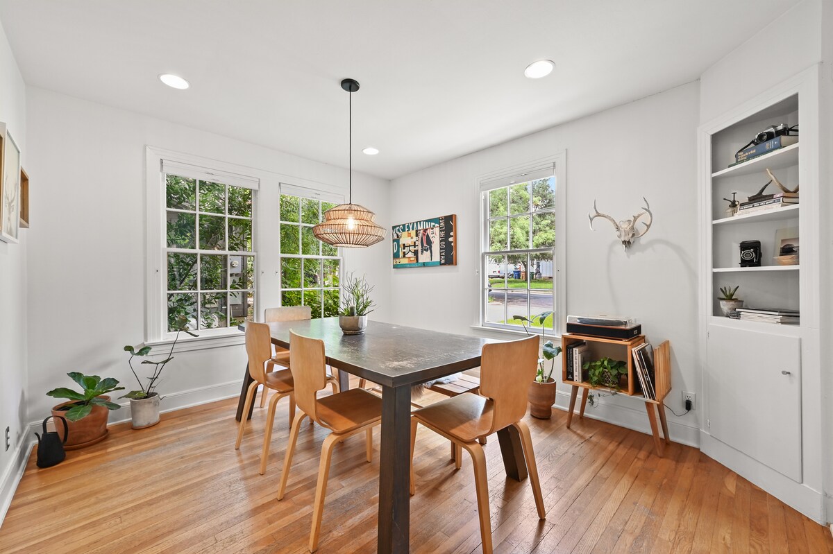 Charming Zilker Bungalow • Walk to Barton Springs