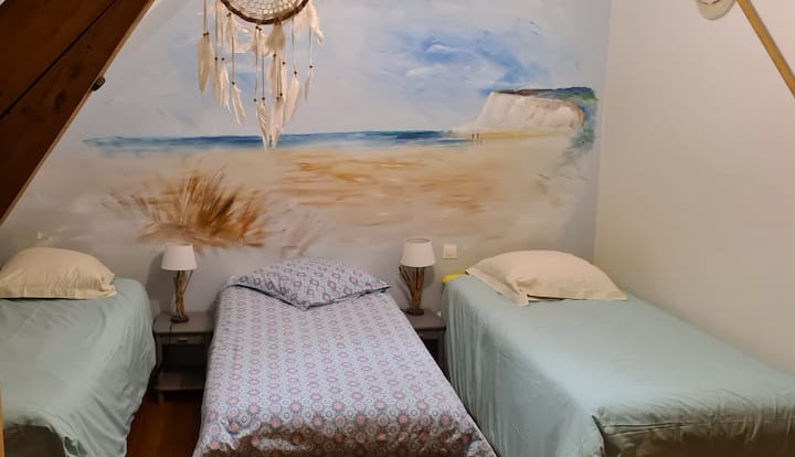 Chumba cha "opal" kilicho na vitanda 3 vya mtu binafsi