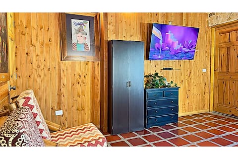 Top Airbnb: Jacuzzi on a covered deck with mountain views in Guarne