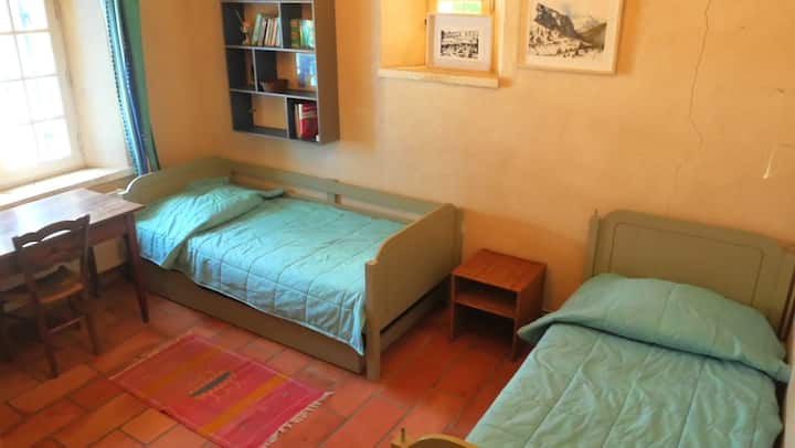 საძინებელი 7