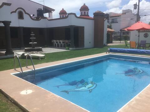 Quinta Lily: Chimenea,Asador, Jacuzzi, Alberca