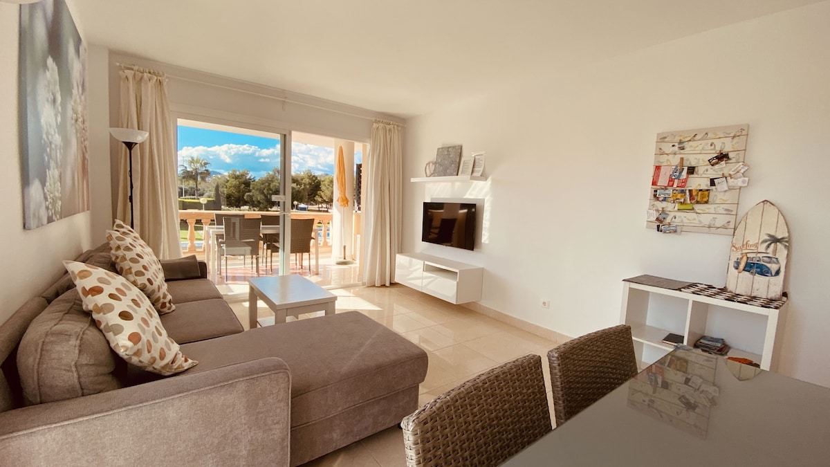 Erfolgreiche Airbnb-Immobilie: Azalea Cala Bona, 2-4 people, 2Bdr-2Bthr-aircon-Pool in Son Servera