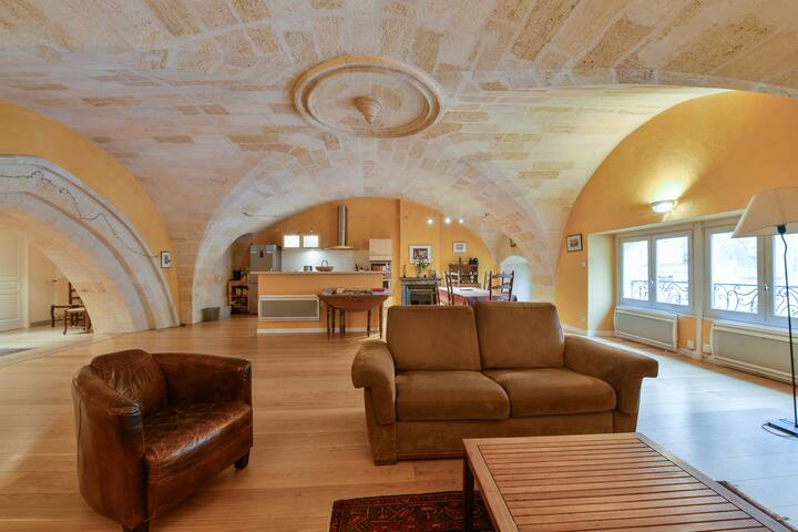 Stay in Bordeaux inside a church gallery image 2