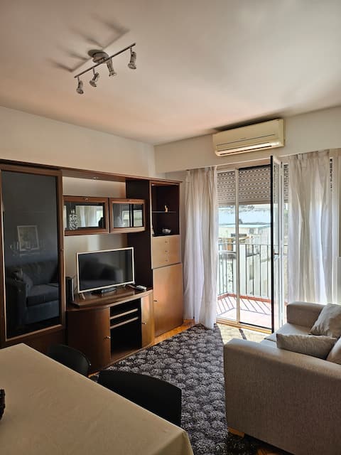 Top Airbnb: Bright apartment near Palermo Shopping in Comuna 2