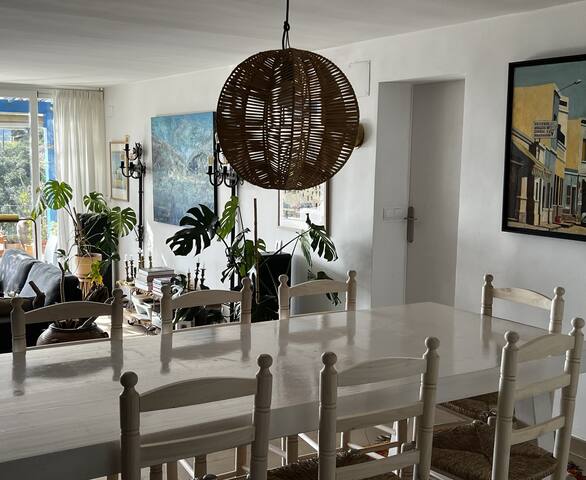 Apartment with airco, private parking & sea view gallery image 5