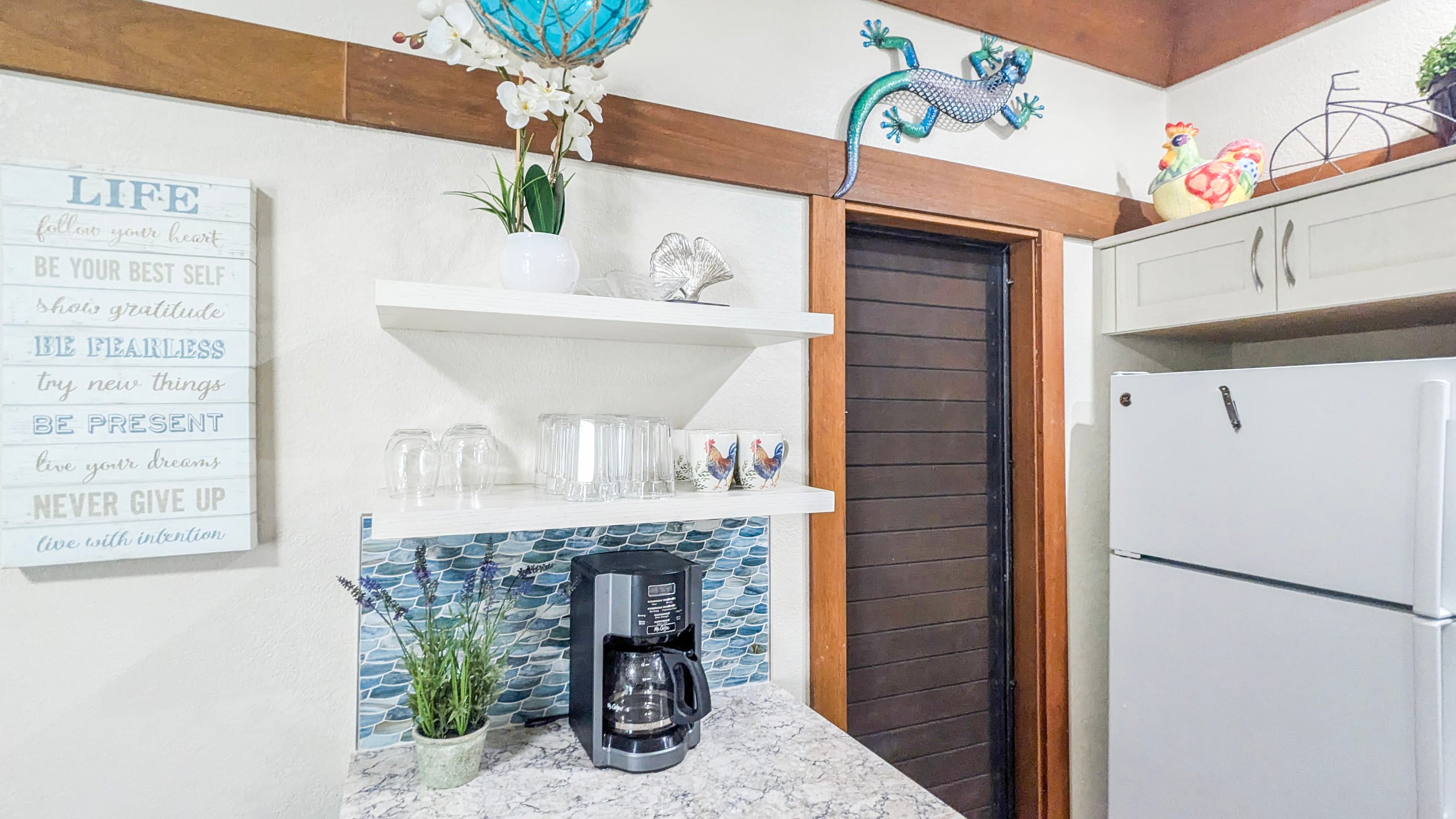 Condo in Koloa · ★4.92 · 1 bedroom · 2 beds · 1 private bath - Image 7