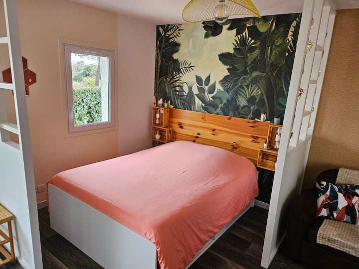 Ambienti i dhomës së gjumit