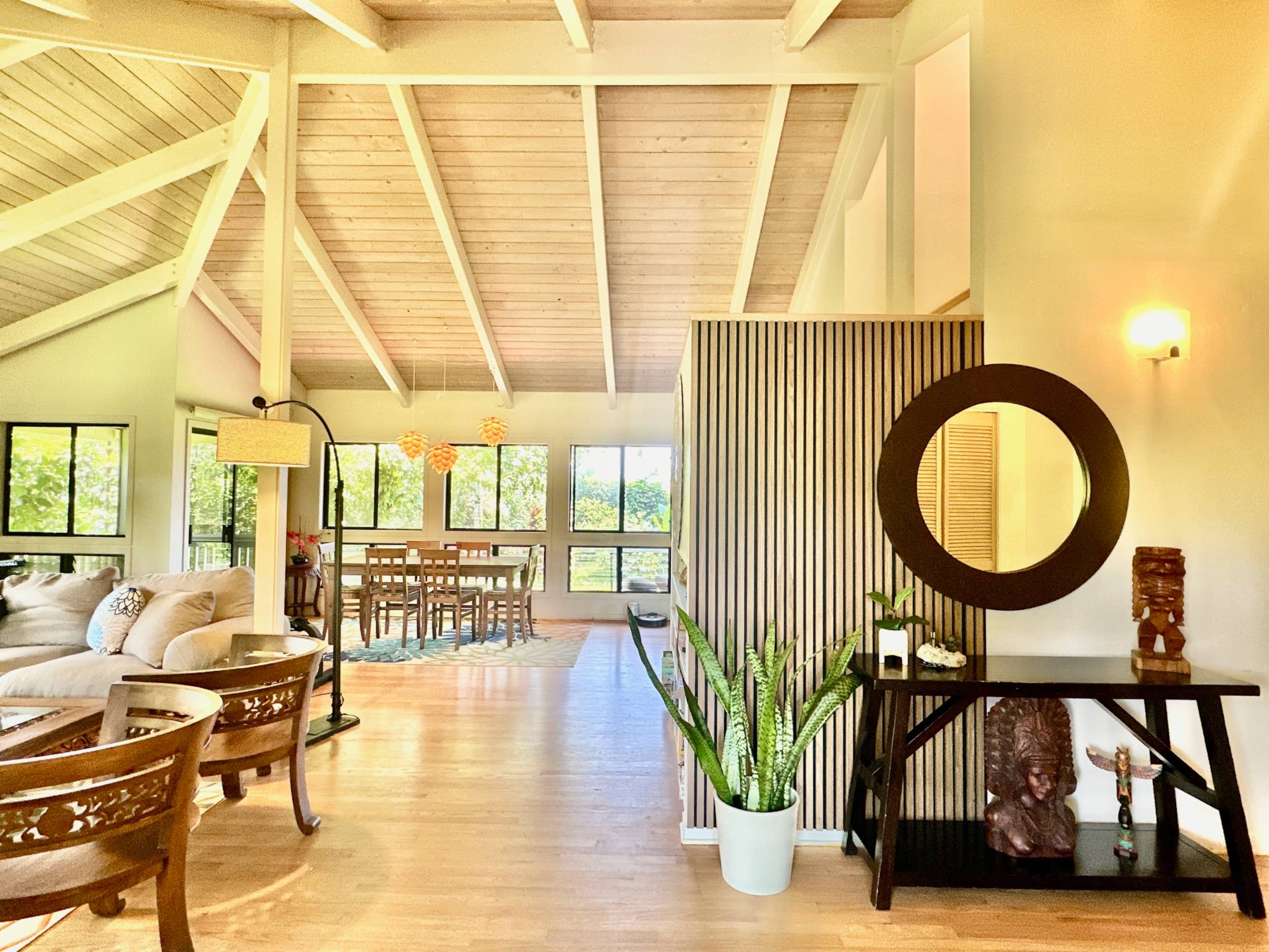 Home in Princeville · ★5.0 · 4 bedrooms · 6 beds · 3.5 baths - Image 45