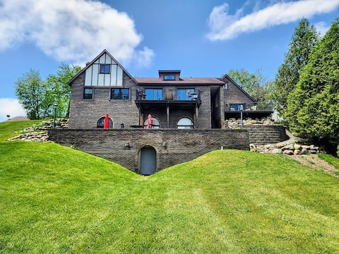 Lakefront Home w/ Indoor Pool & Spa (sleeps 20)