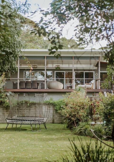 Salthouse Berrara- sanctuary ON the beach