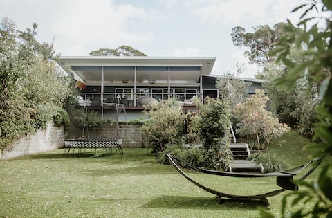 Salthouse Berrara- sanctuary ON the beach