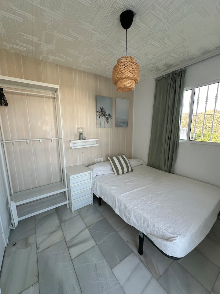 غرفة النوم 2