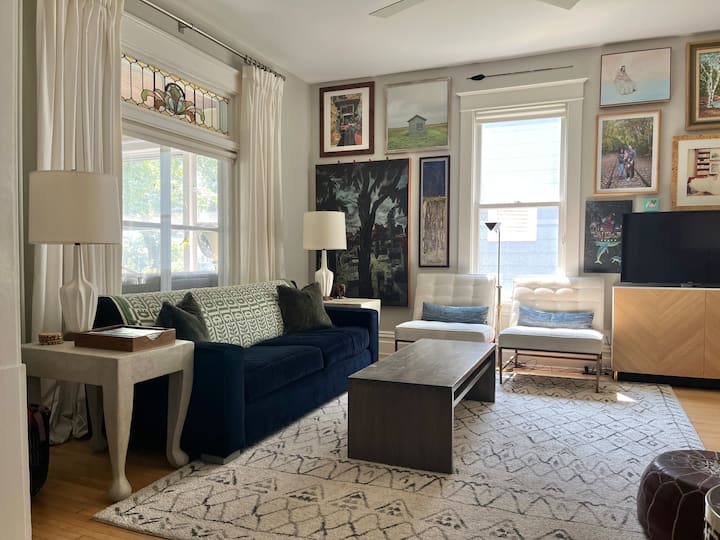 Walkable Uptown / Lyndale Home - France