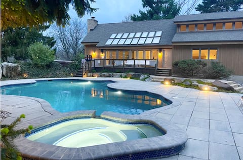 Luxury Oasis - Pool · Hot tub · ON Golf · Tennis