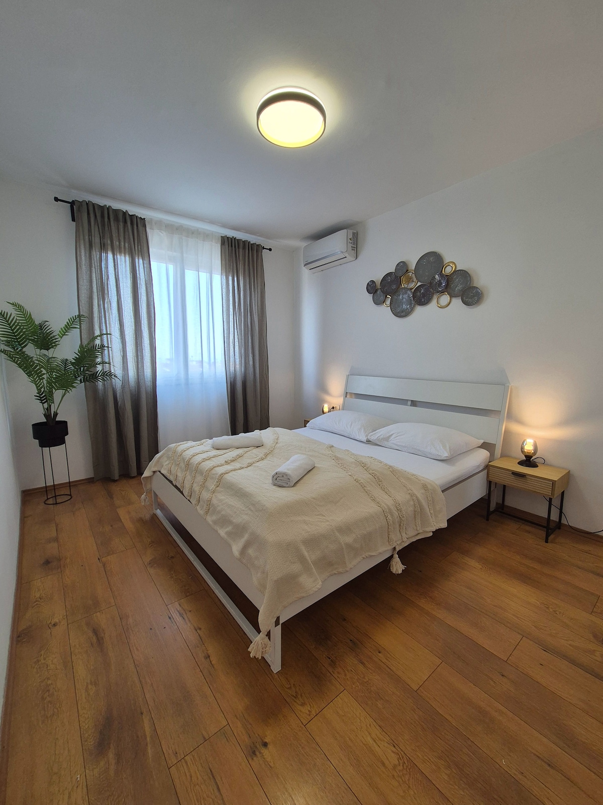 غرفة النوم 1