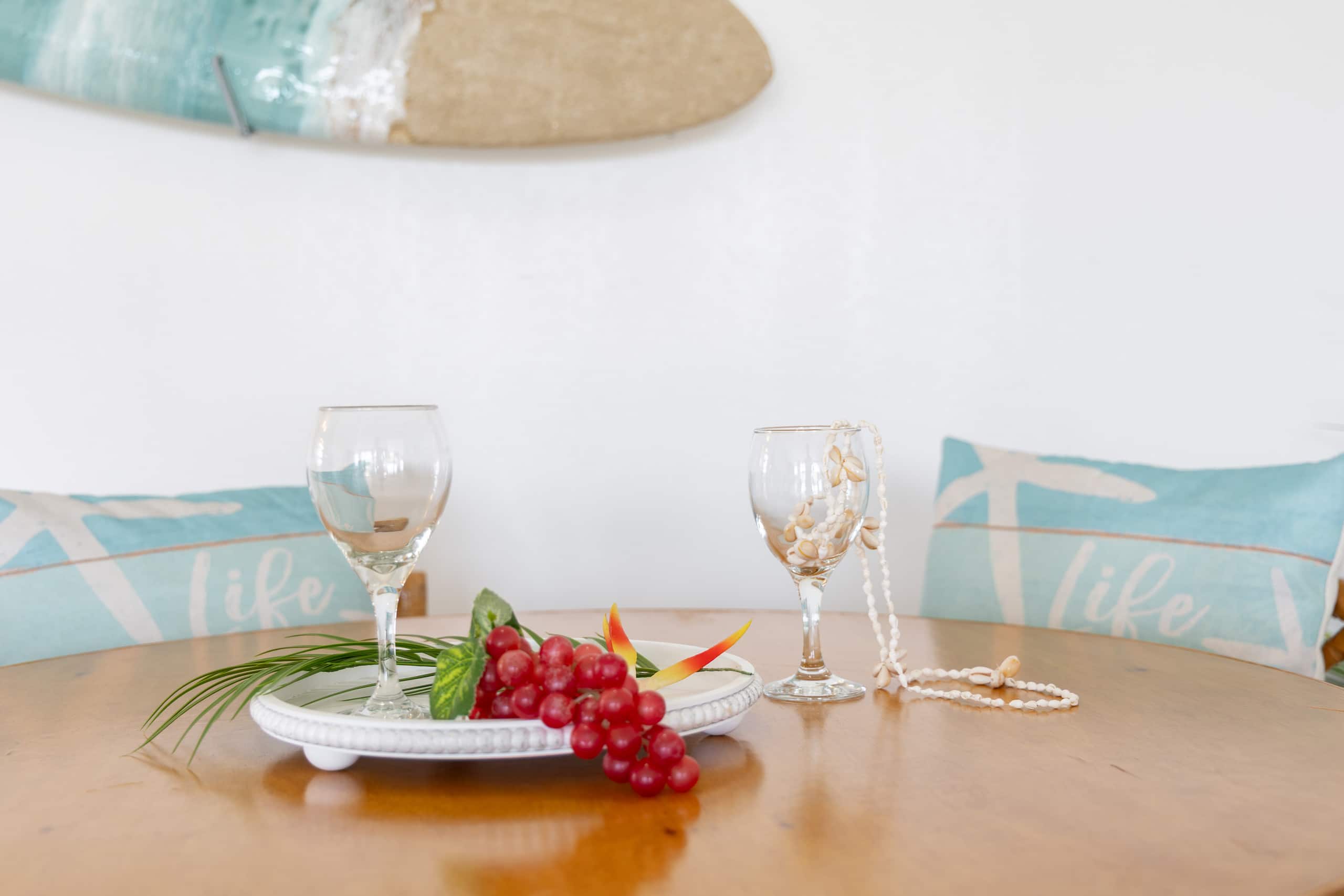Condo in Honolulu · ★4.85 · 1 bedroom · 2 beds · 1 private bath - Image 38