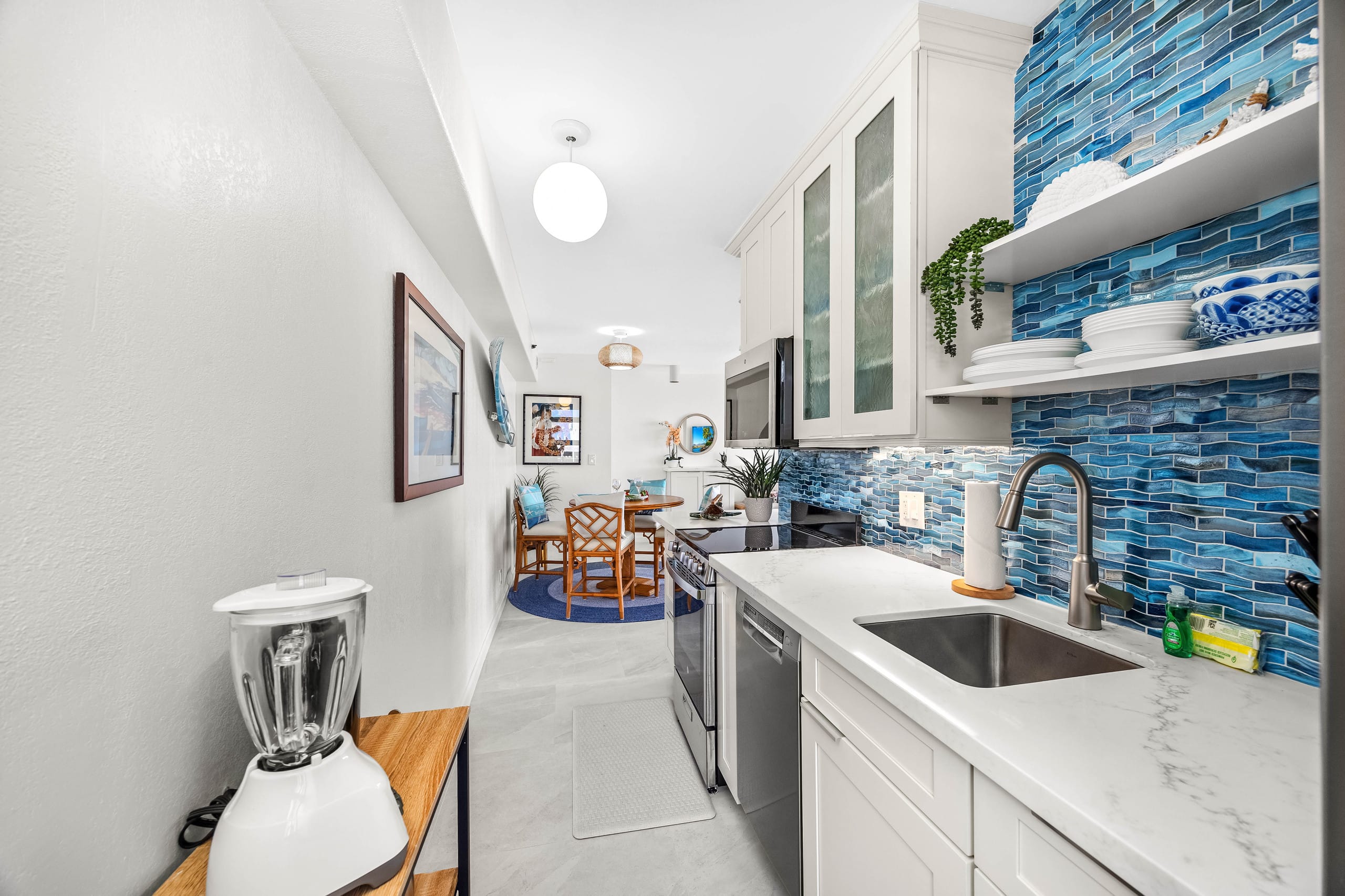 Condo in Honolulu · ★4.85 · 1 bedroom · 2 beds · 1 private bath - Image 23