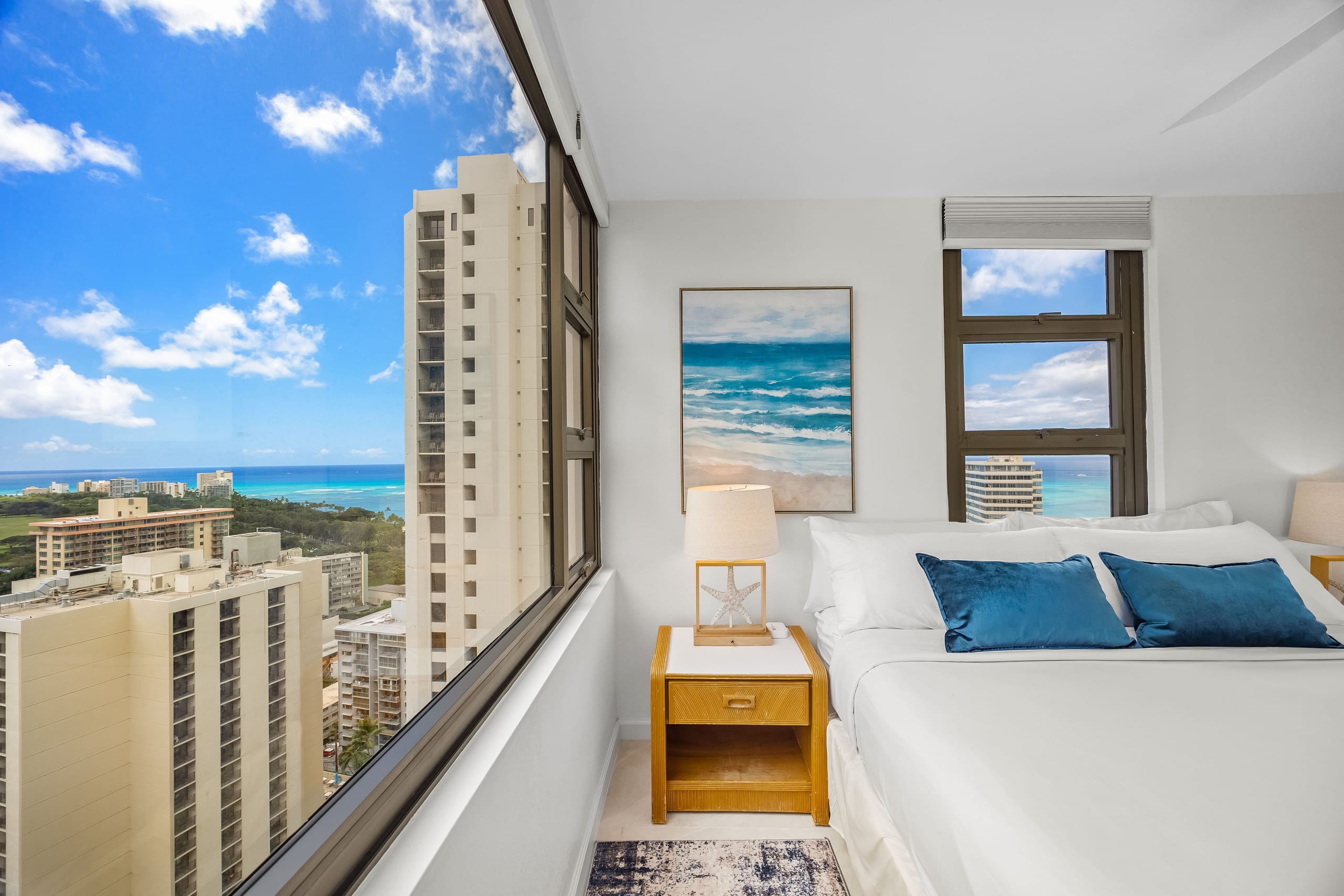 Condo in Honolulu · ★4.85 · 1 bedroom · 2 beds · 1 private bath - Image 42