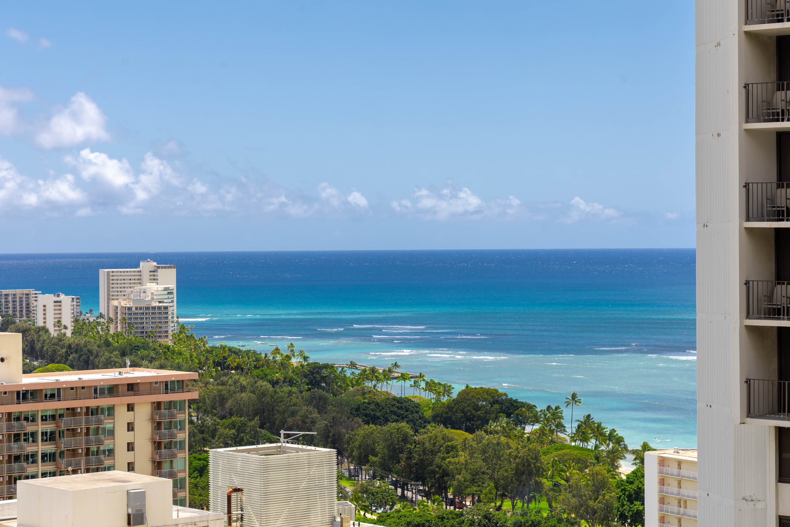 Condo in Honolulu · ★4.85 · 1 bedroom · 2 beds · 1 private bath - Image 55