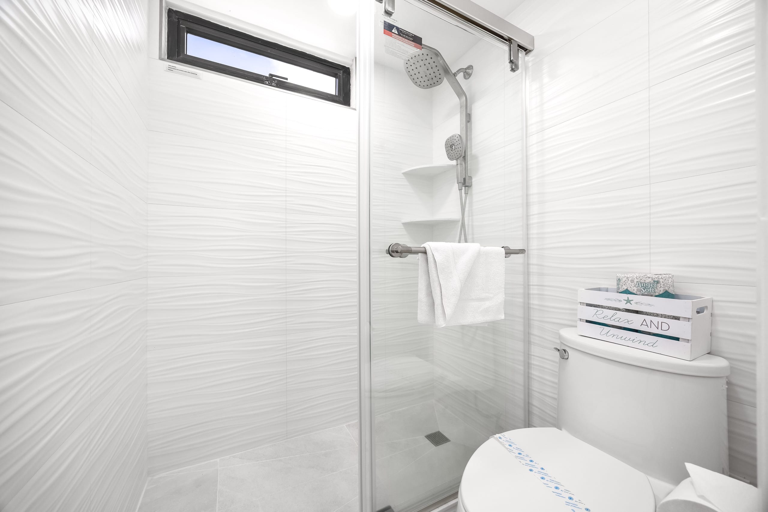 Condo in Honolulu · ★4.85 · 1 bedroom · 2 beds · 1 private bath - Image 48
