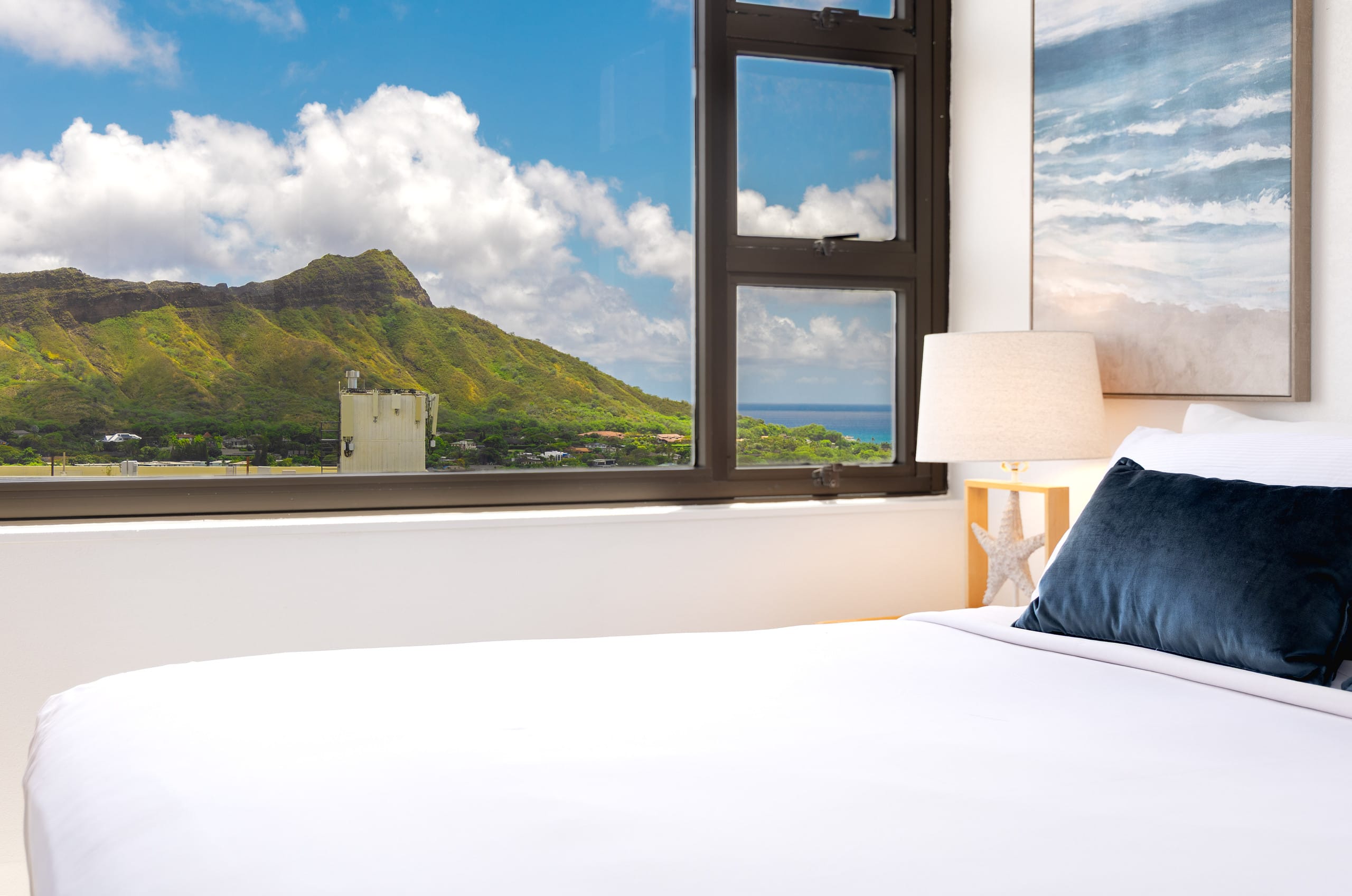 Condo in Honolulu · ★4.85 · 1 bedroom · 2 beds · 1 private bath - Image 44